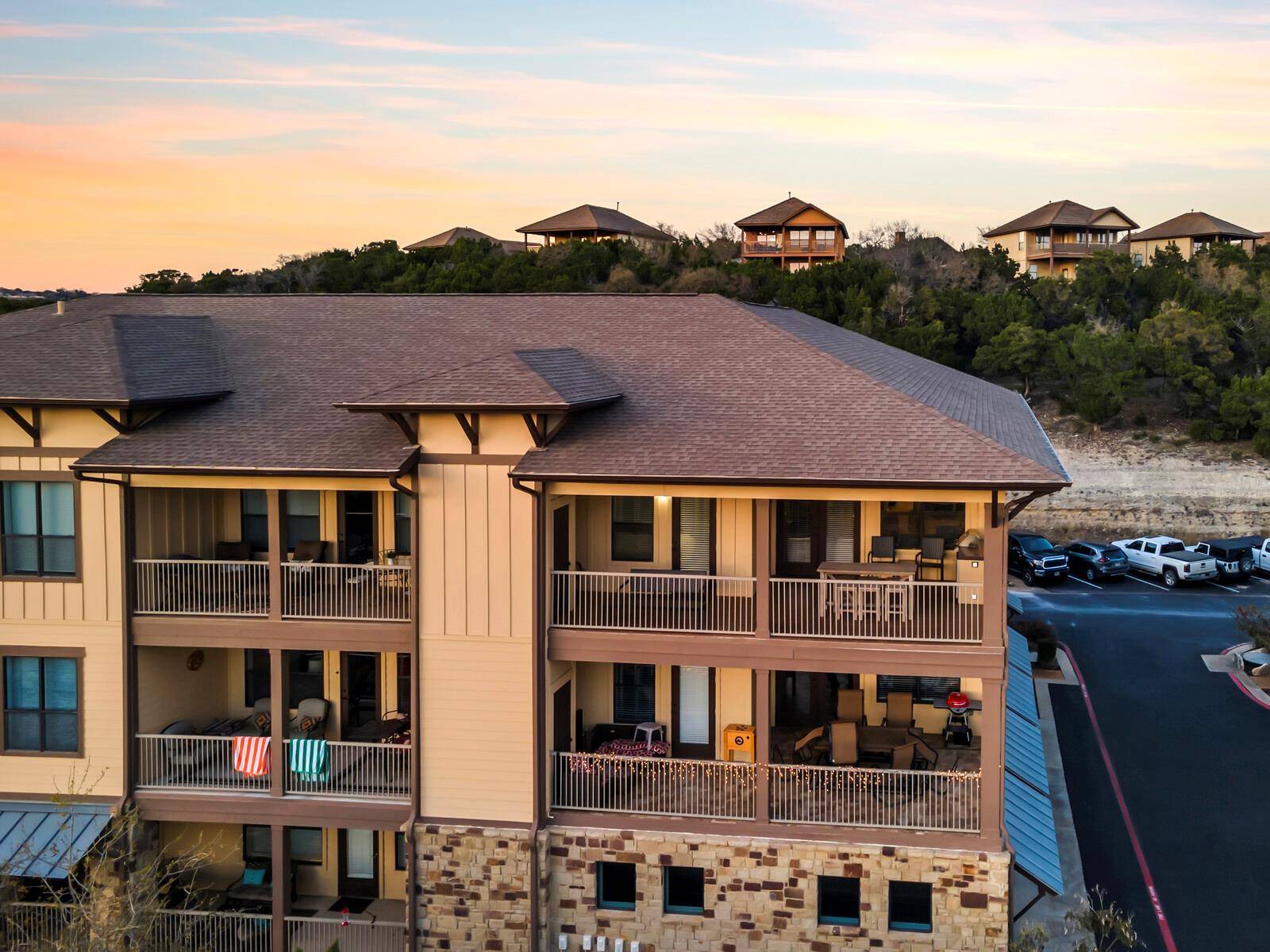 17808 Maritime Point DR #301, Jonestown, TX 78645