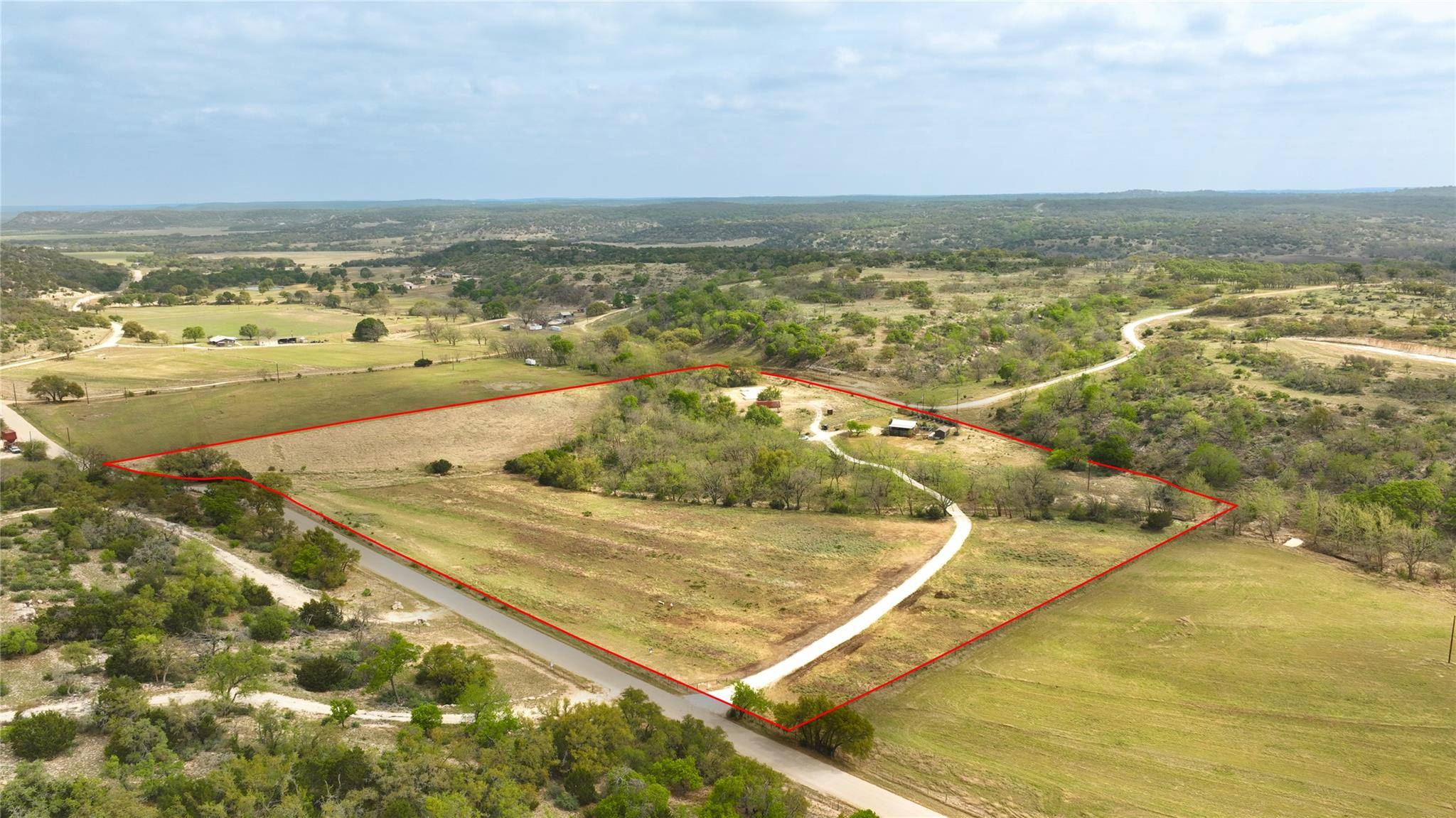 6980 Doss Spring Creek RD, Fredericksburg, TX 78624
