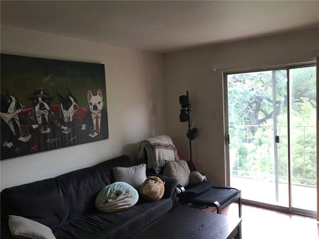 710 E Dean Keeton ST #212, Austin, TX 78705