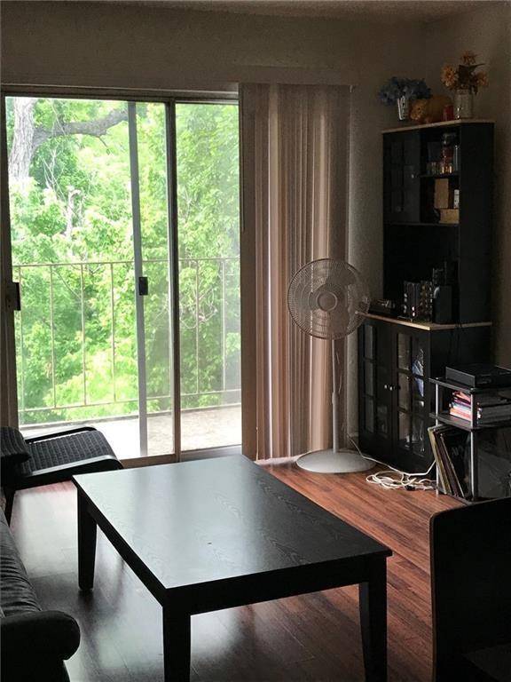 710 E Dean Keeton ST #212, Austin, TX 78705