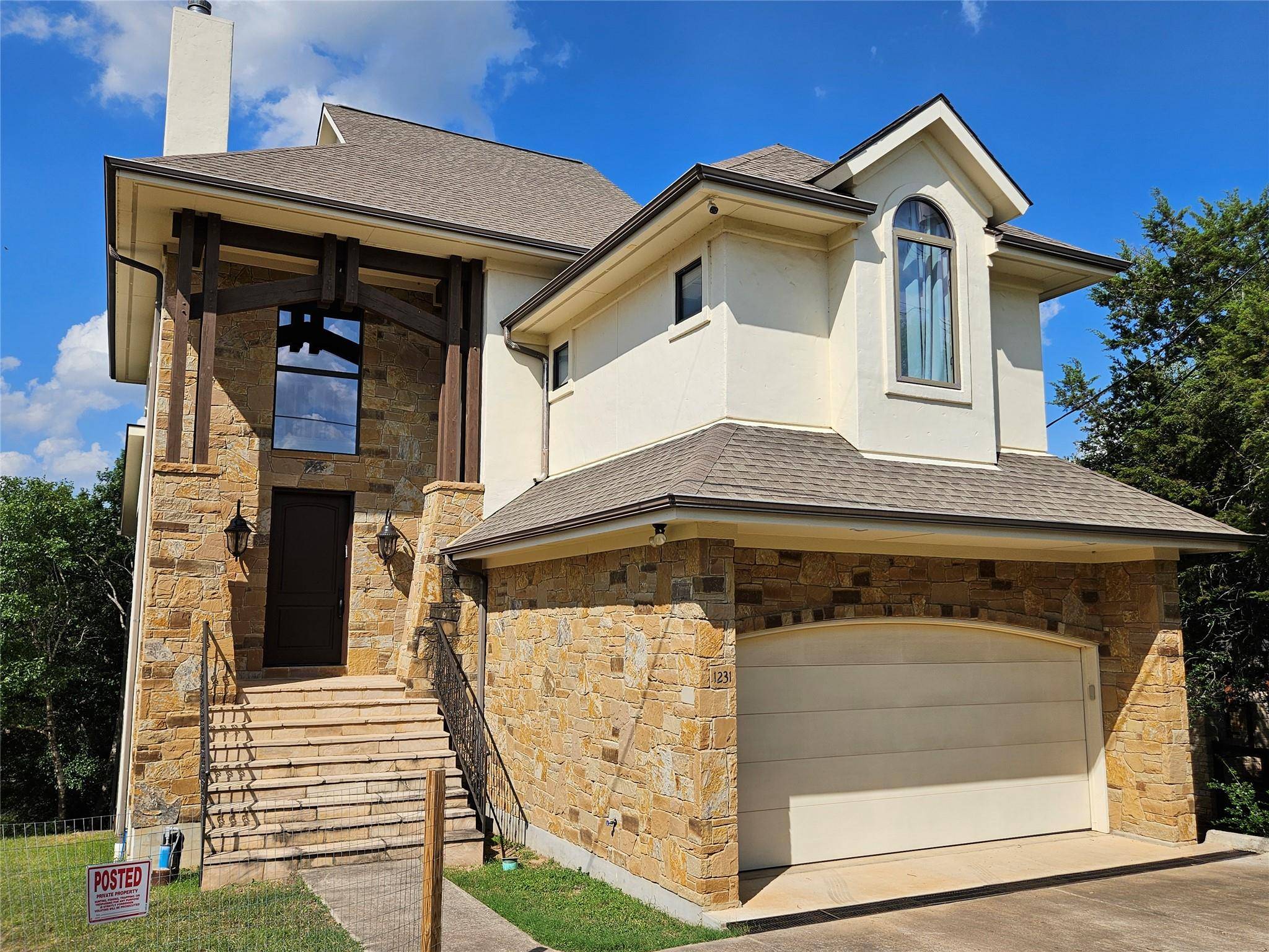 1231 Lake Shore DR, Spicewood, TX 78669