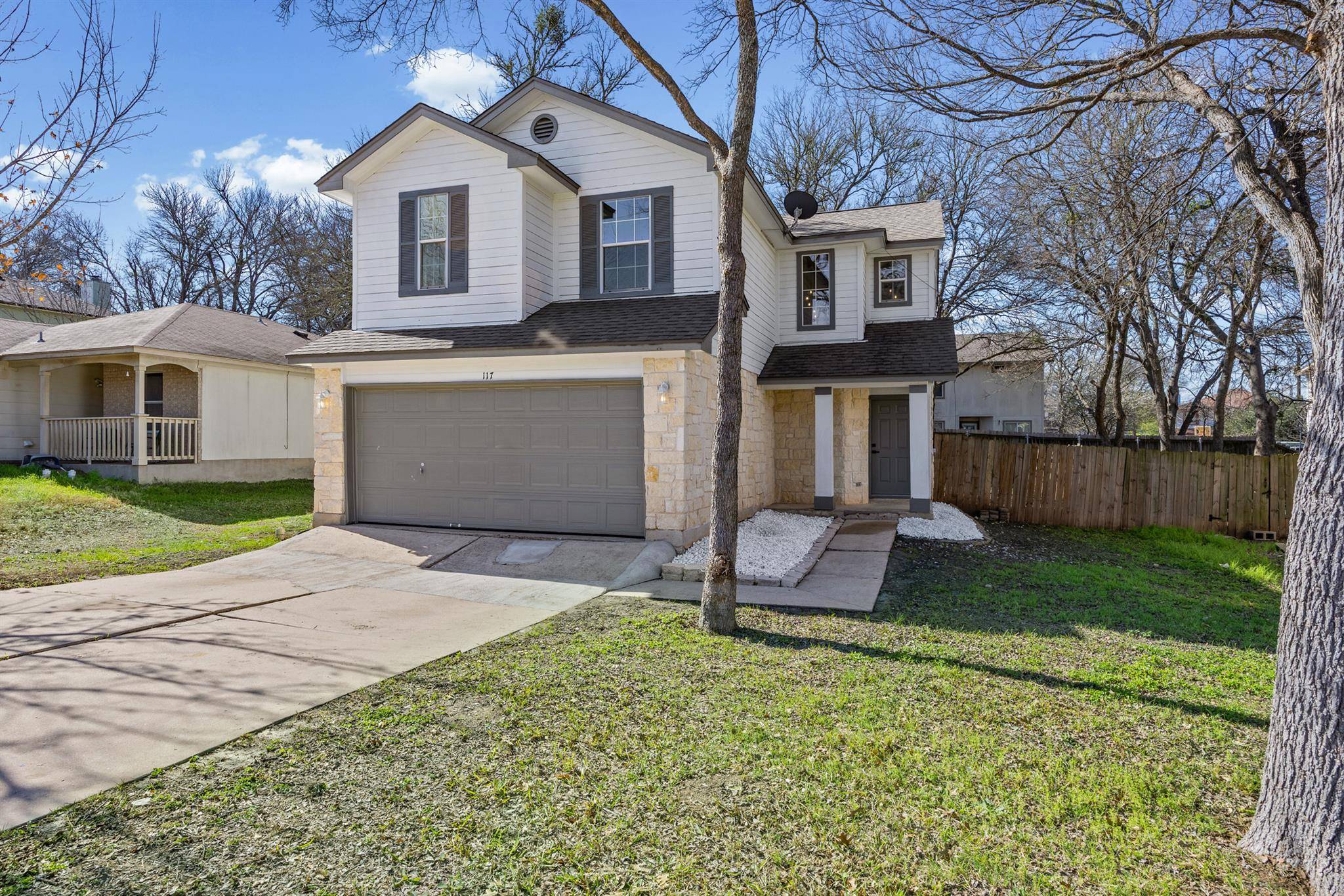 117 High Point BLVD, Cedar Creek, TX 78612