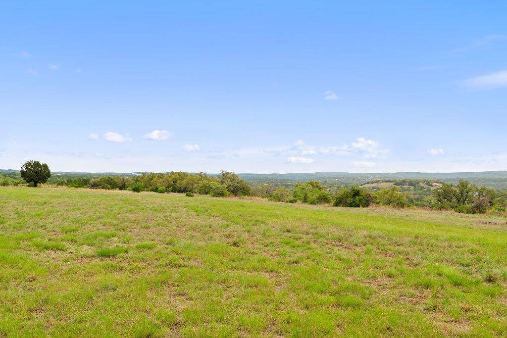 701 Dawn VW, Dripping Springs, TX 78620
