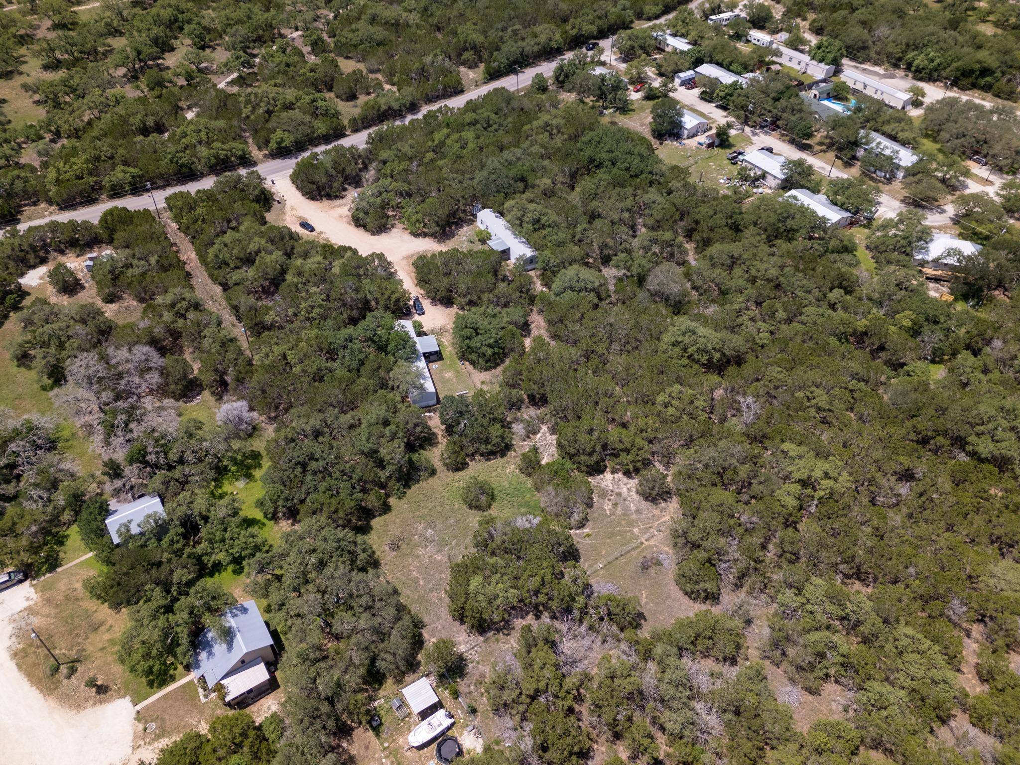 502 Wayside DR, Wimberley, TX 78676