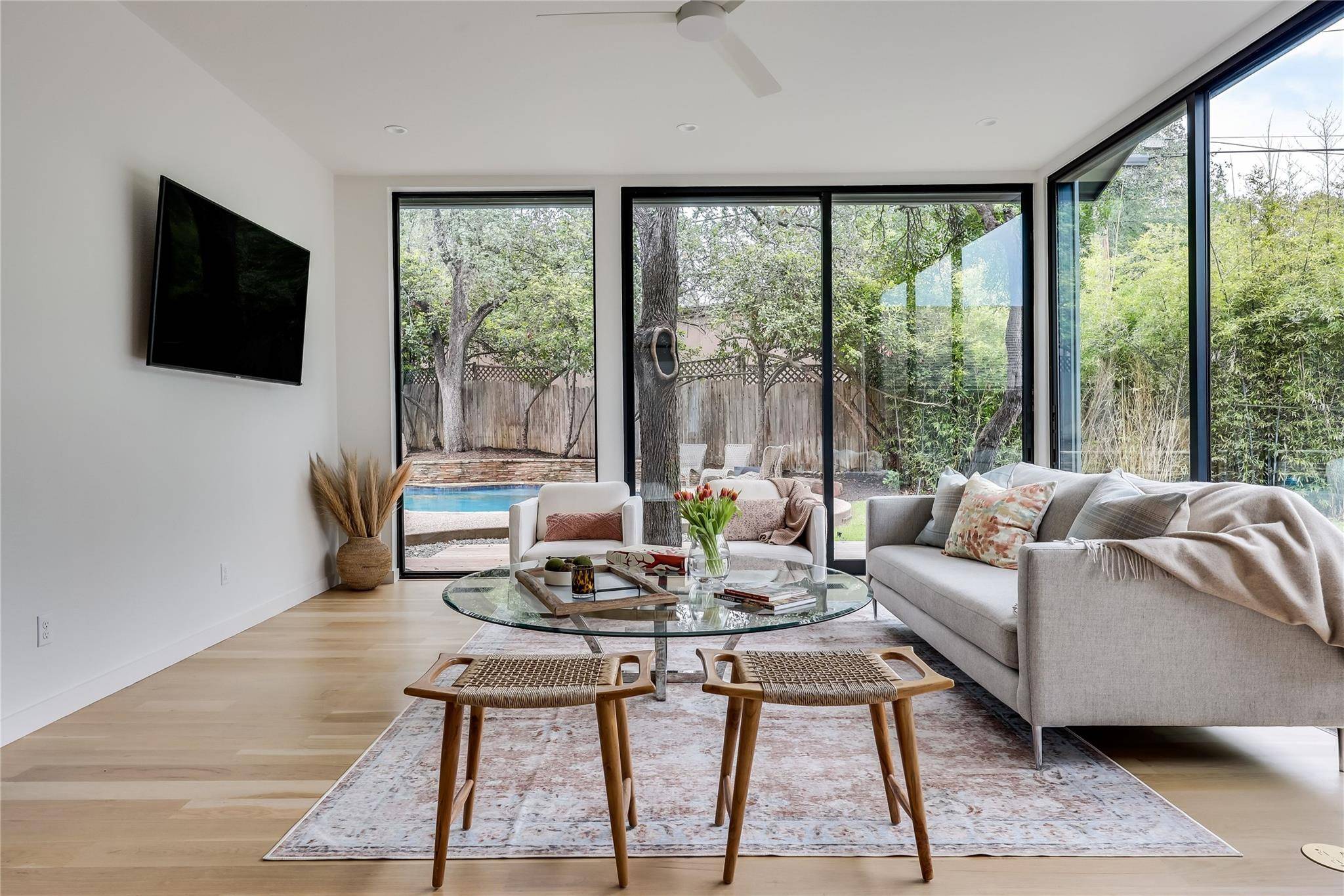 5801 Valley CIR, Austin, TX 78731