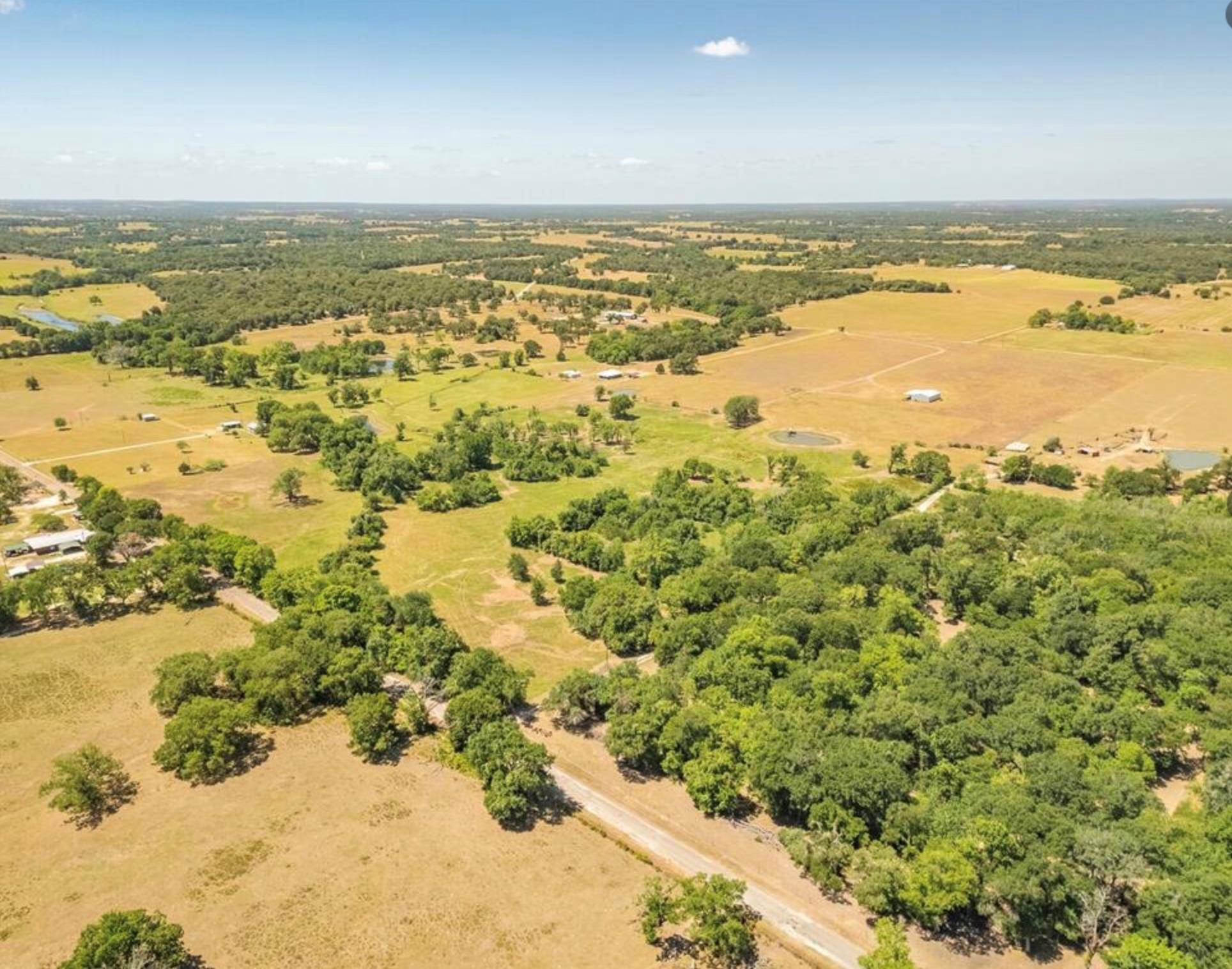000 CR 326, Lexington, TX 78947