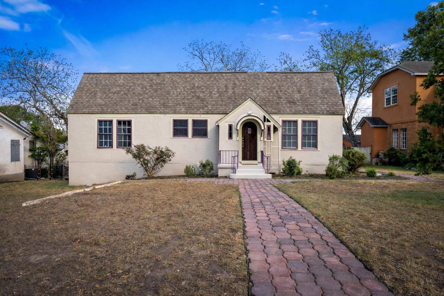 2009 Travis Heights BLVD, Austin, TX 78704