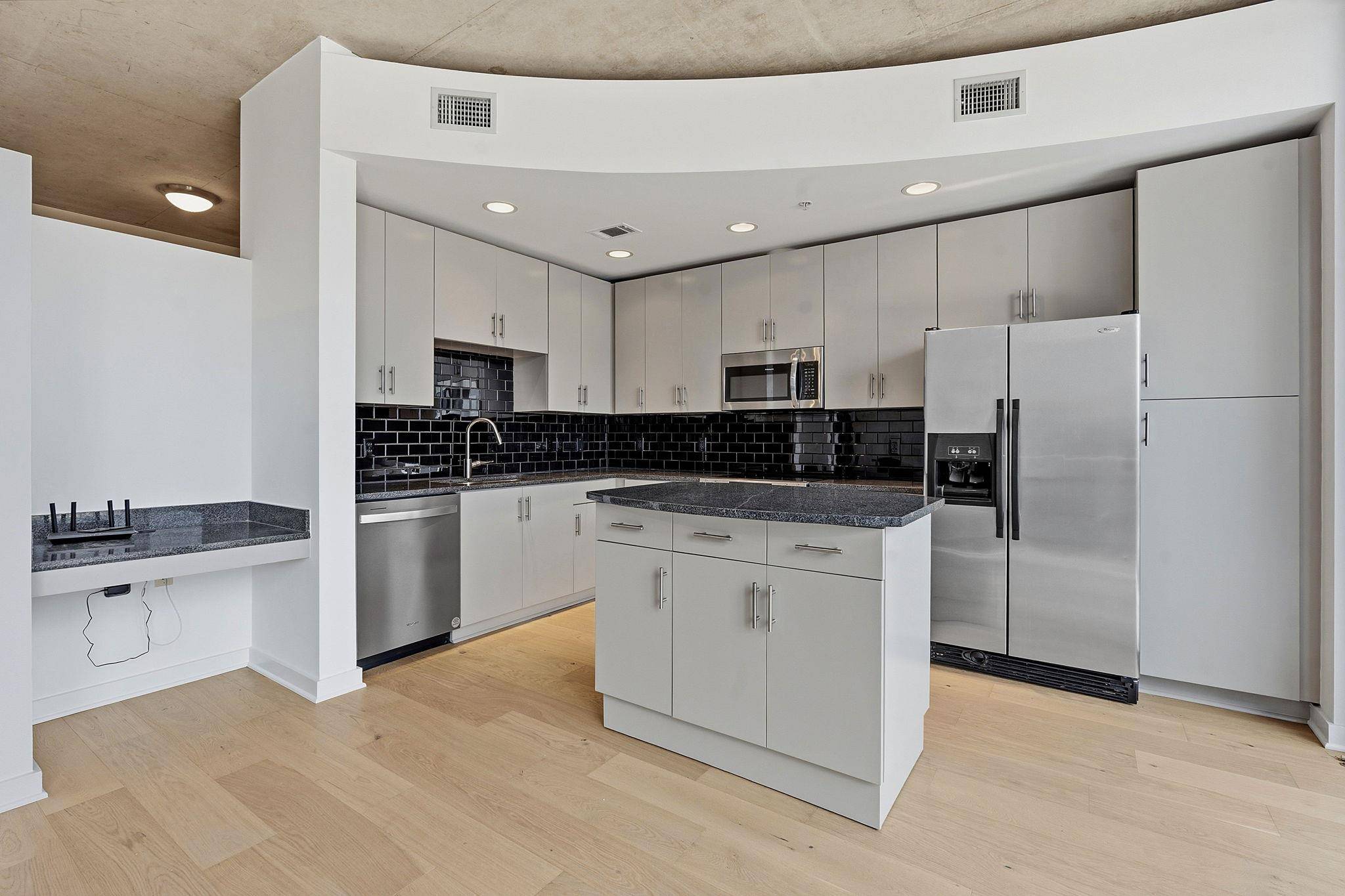 360 Nueces ST #1303, Austin, TX 78701