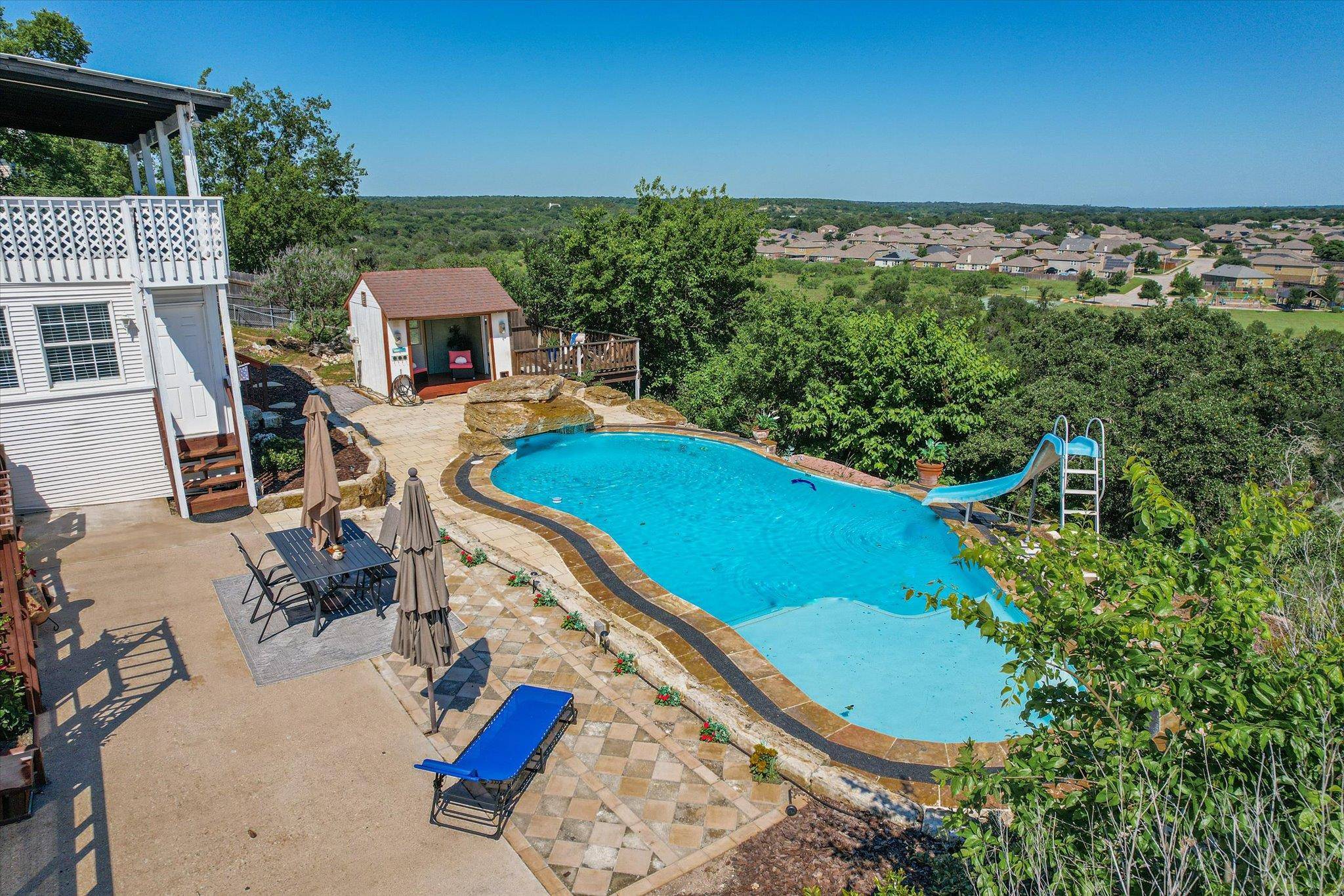131 High Gabriel DR, Leander, TX 78641