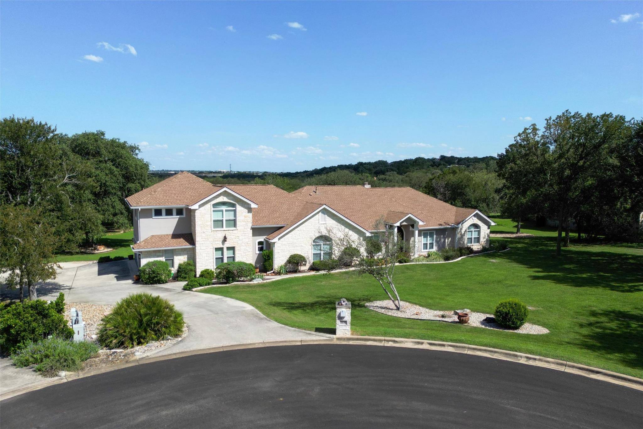2235 Summit Ridge DR, San Marcos, TX 78666