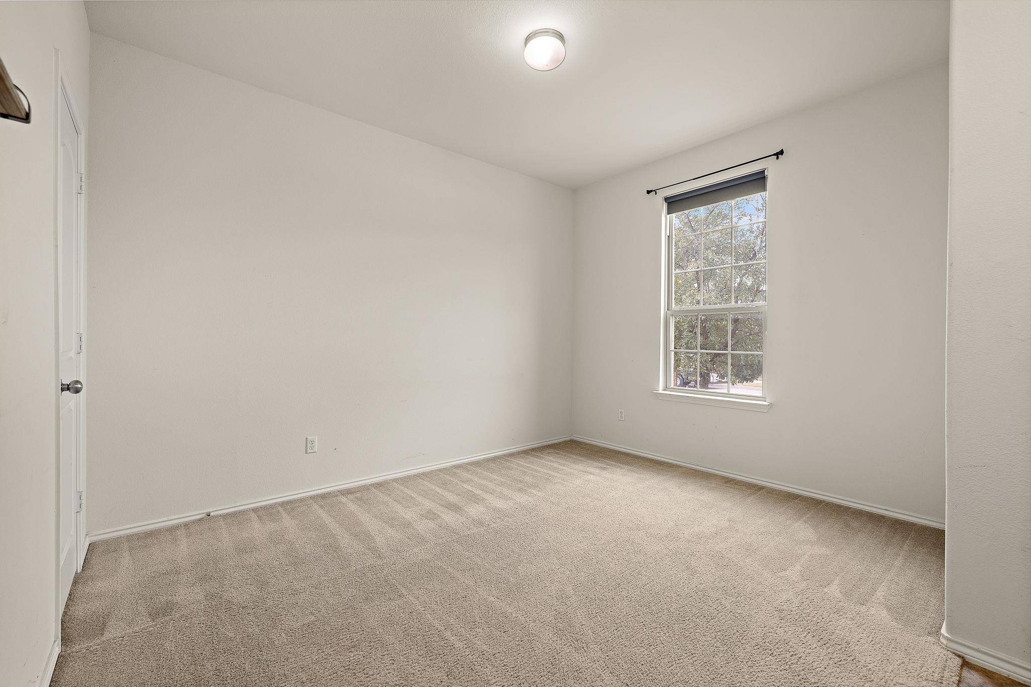 1000 McCormick CV, Hutto, TX 78634