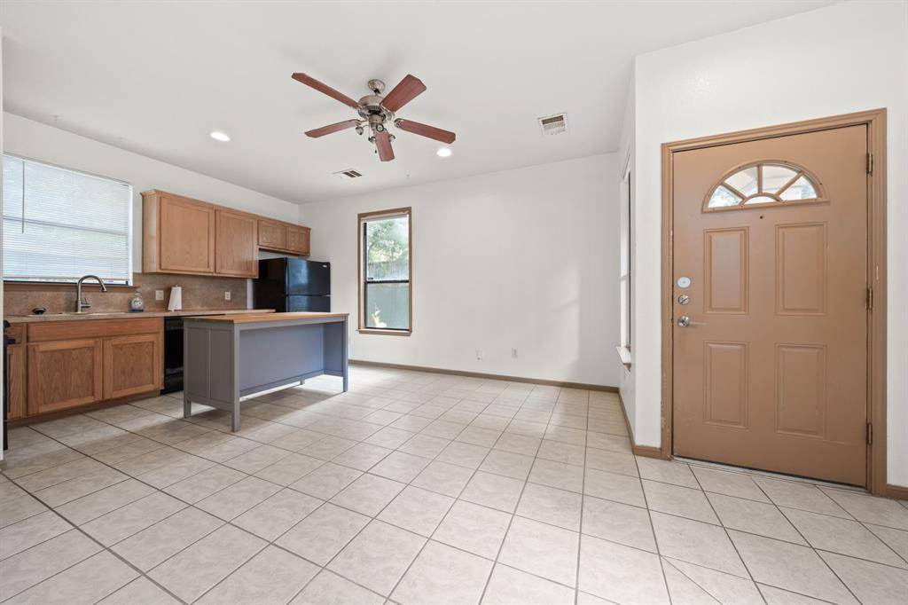 1906 B Garden ST #B, Austin, TX 78702