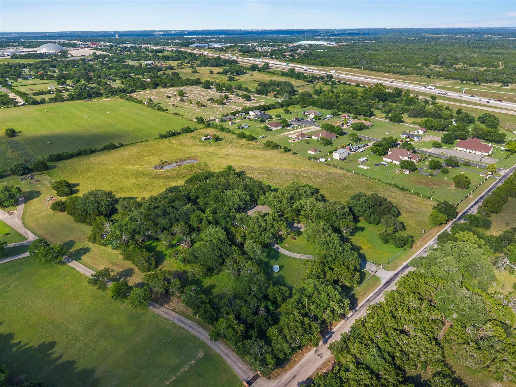 700 Shanklin RD, Belton, TX 76513