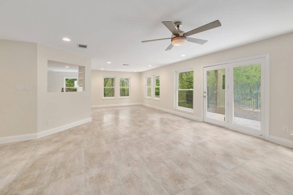 4605 Beechwood HOLW, Austin, TX 78731