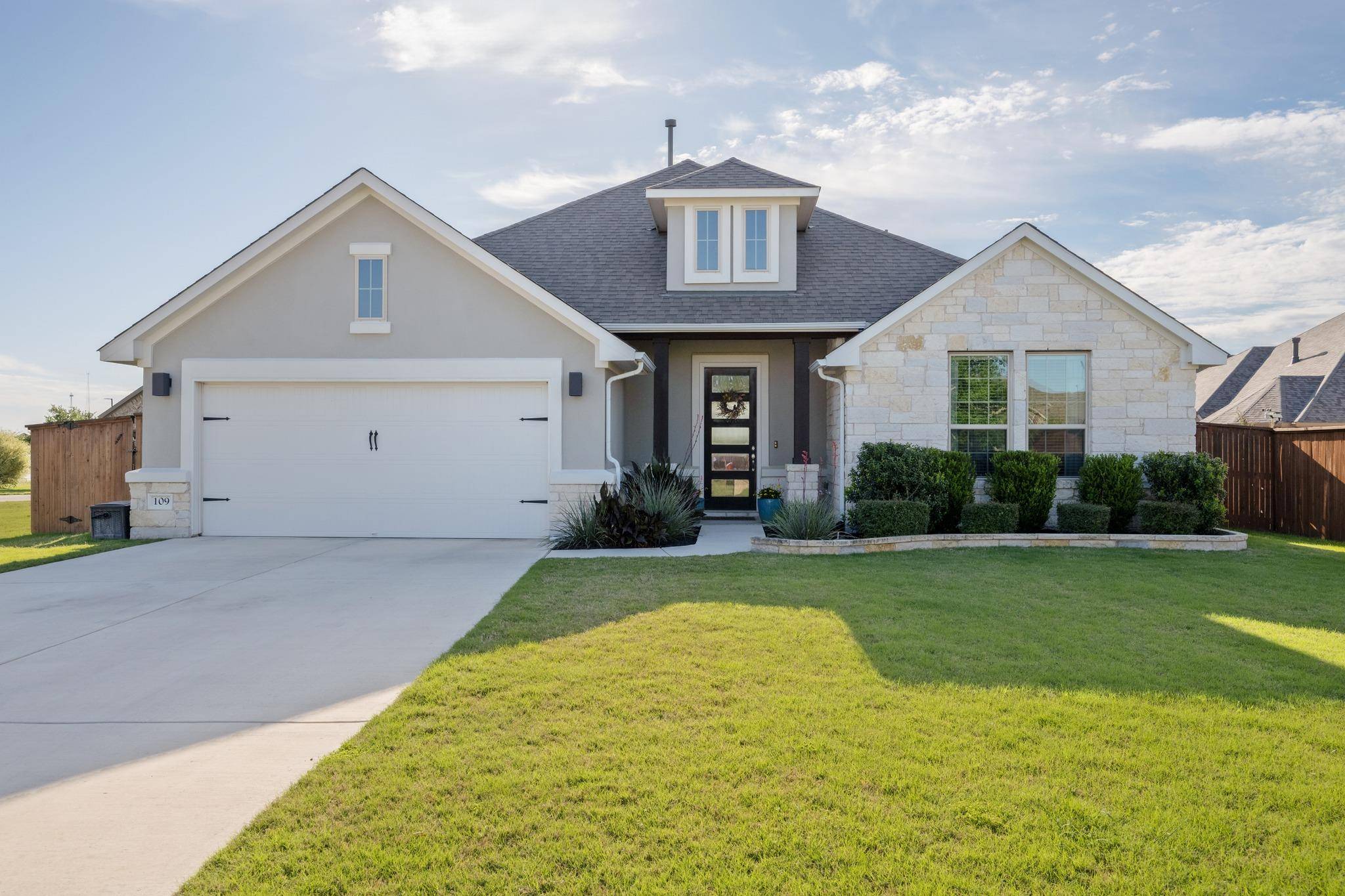 109 Seedling CT, Liberty Hill, TX 78642
