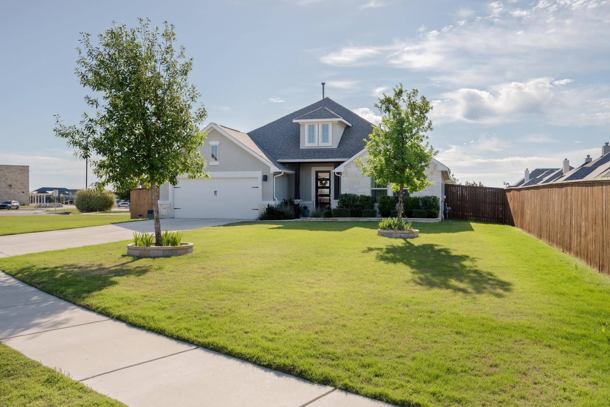 109 Seedling CT, Liberty Hill, TX 78642