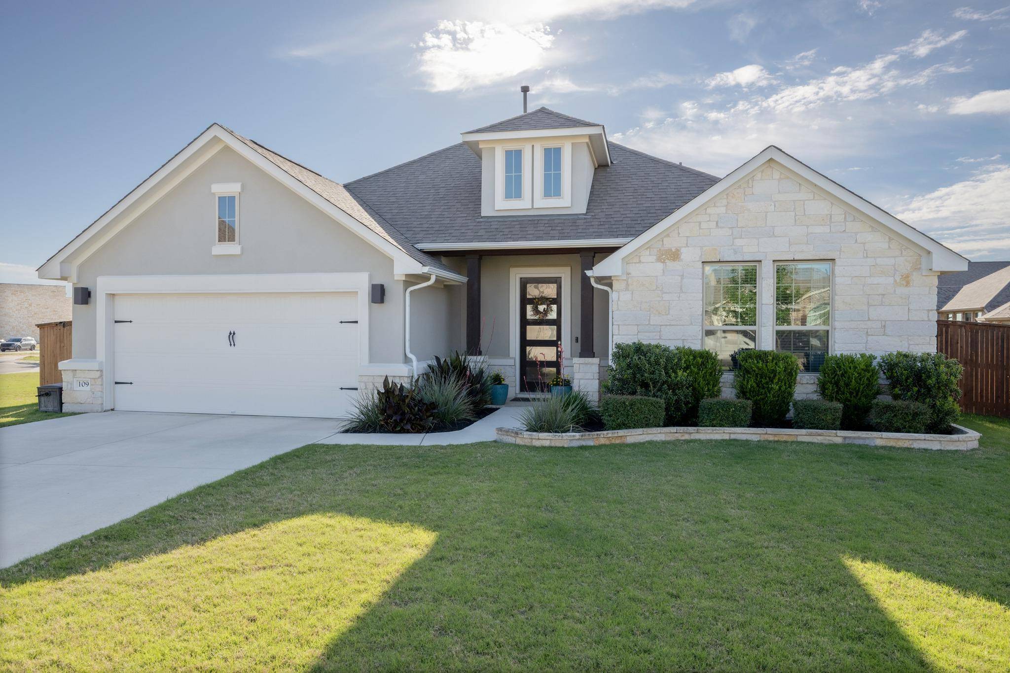 109 Seedling CT, Liberty Hill, TX 78642