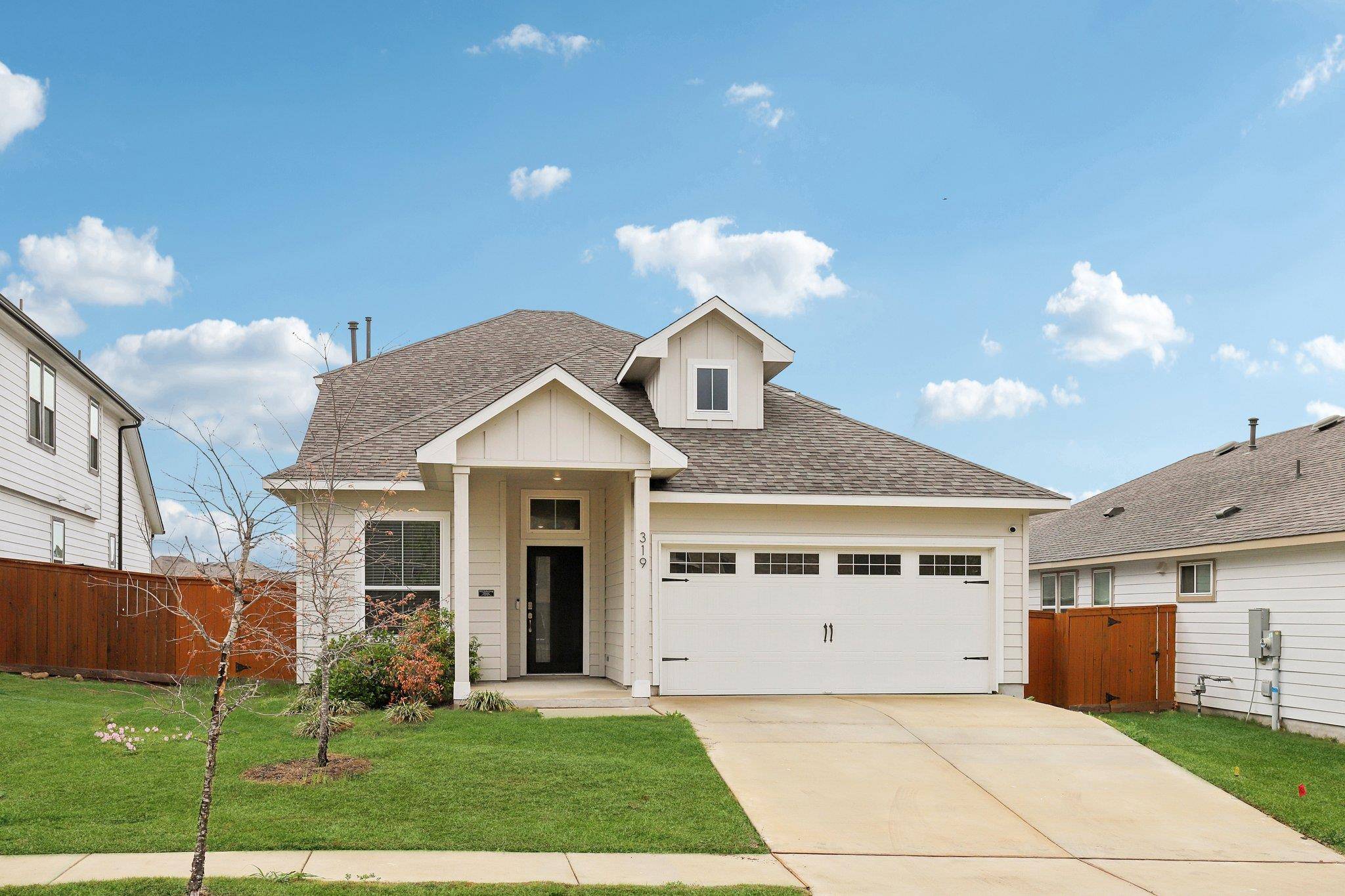 319 William Moon WAY, San Marcos, TX 78666