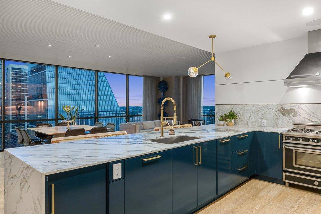 222 West Ave #2301, Austin, TX 78701