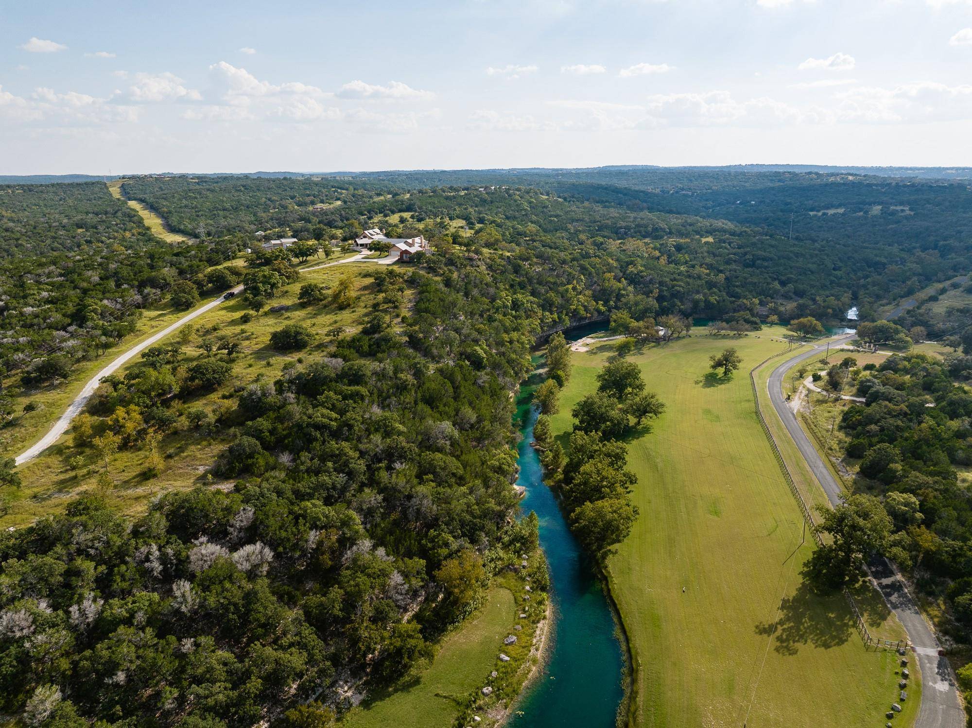 994 Upper Turtle Creek RD, Kerrville, TX 78028