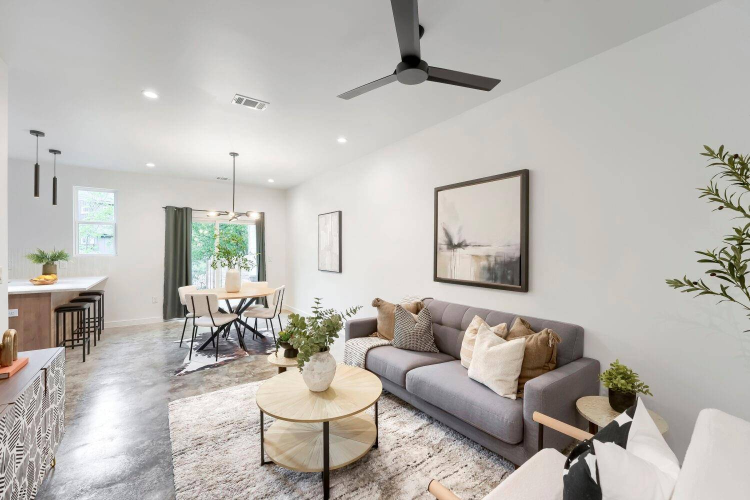 4805 Sara DR, Austin, TX 78721
