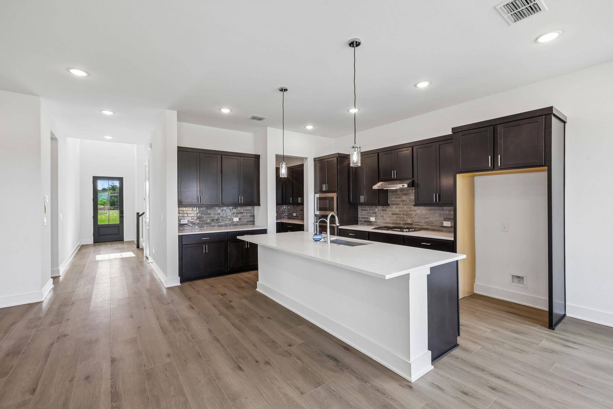 141 Christian Springs DR, Kyle, TX 78640