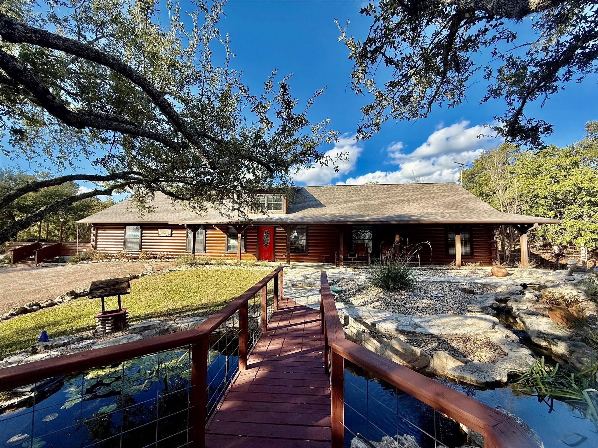 901 Thompson Ranch RD, Wimberley, TX 78676