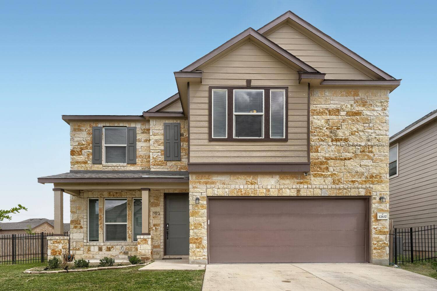 12637 Orchard Grove LN, Manor, TX 78653