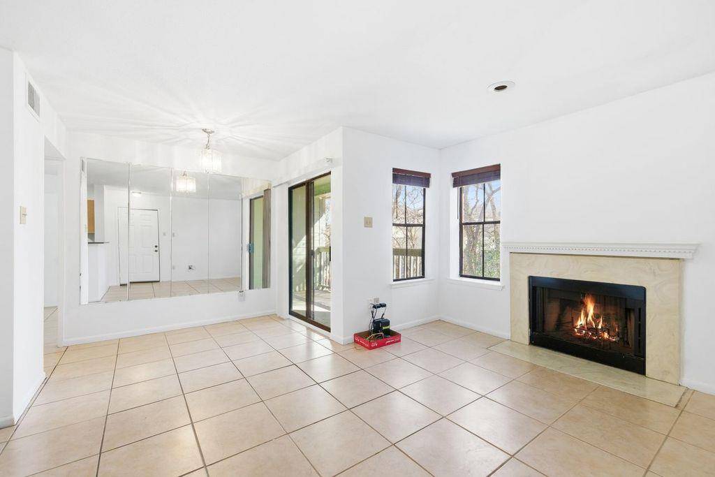 4500 E Oltorf ST, Austin, TX 78741