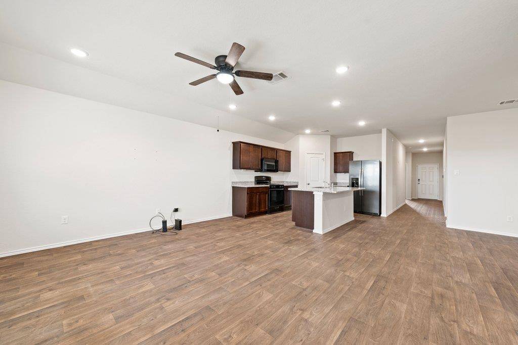 833 Adler WAY, San Marcos, TX 78666