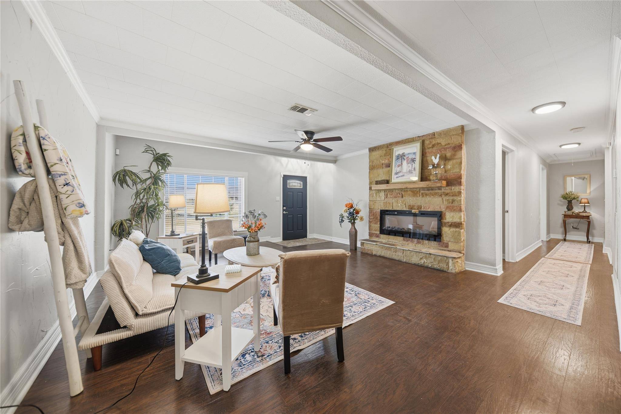 1702 Rampart ST, Columbus, TX 78934