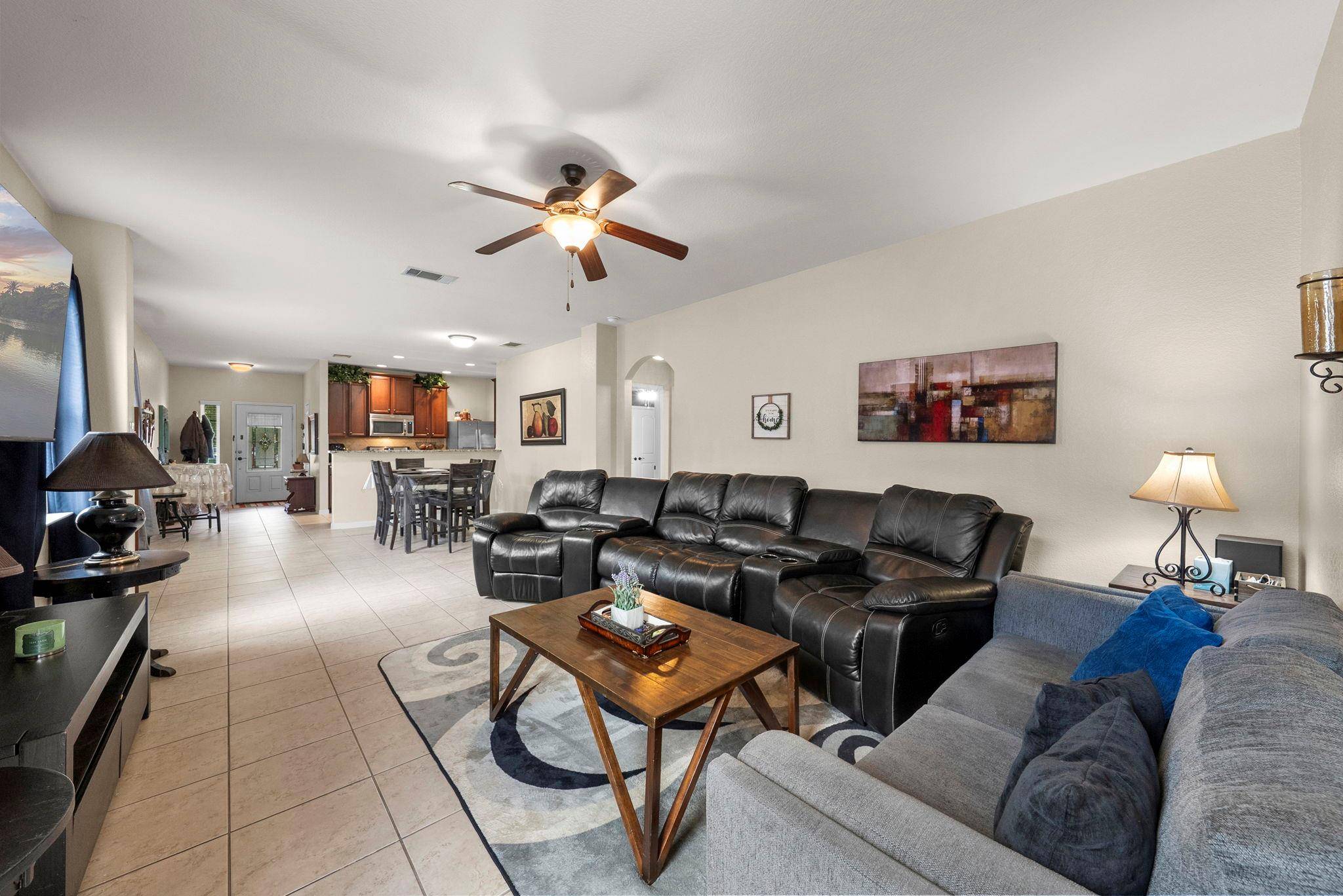 1617 Treeta TRL, Kyle, TX 78640