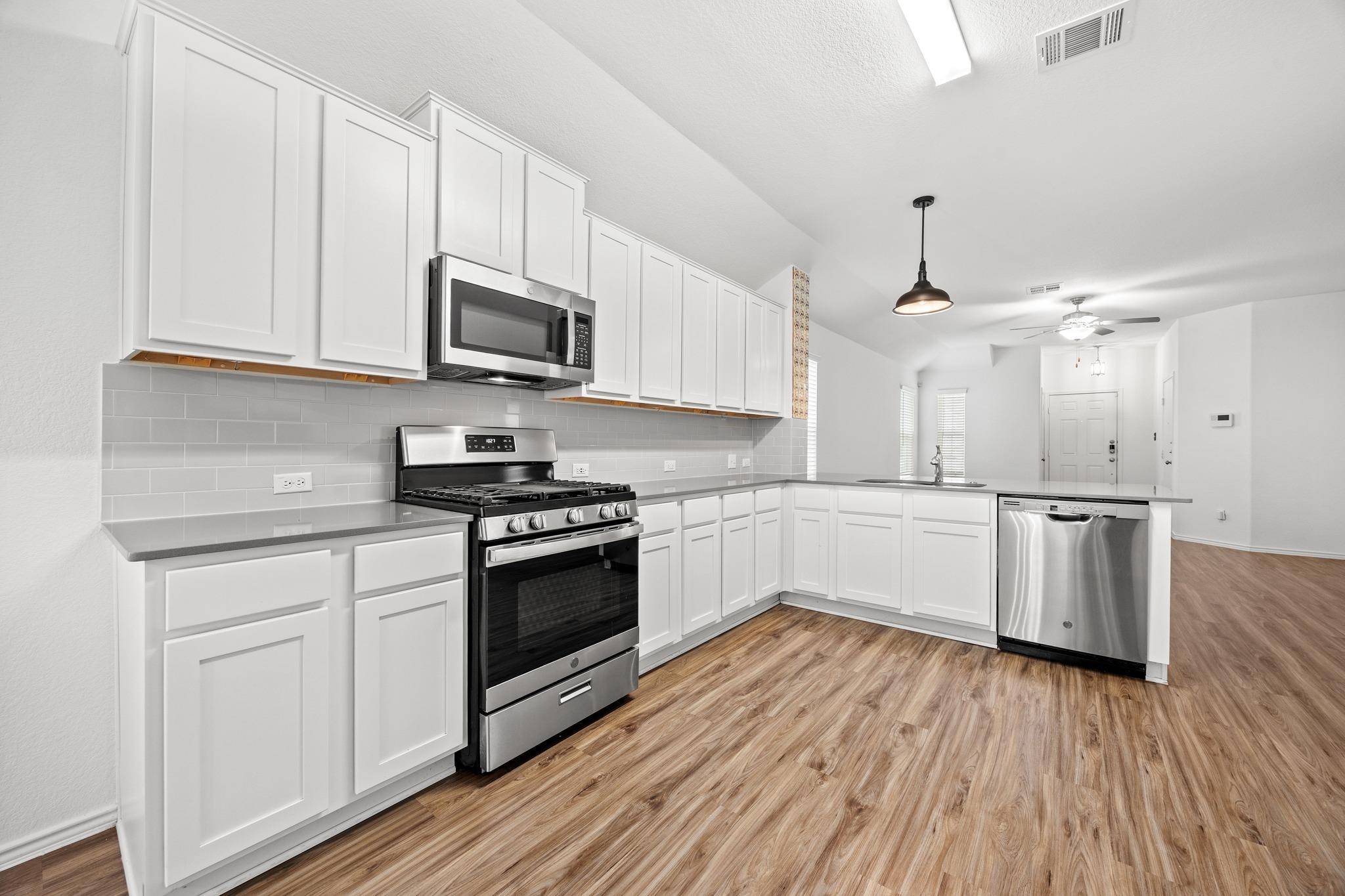 144 High Plains PASS, Liberty Hill, TX 78642
