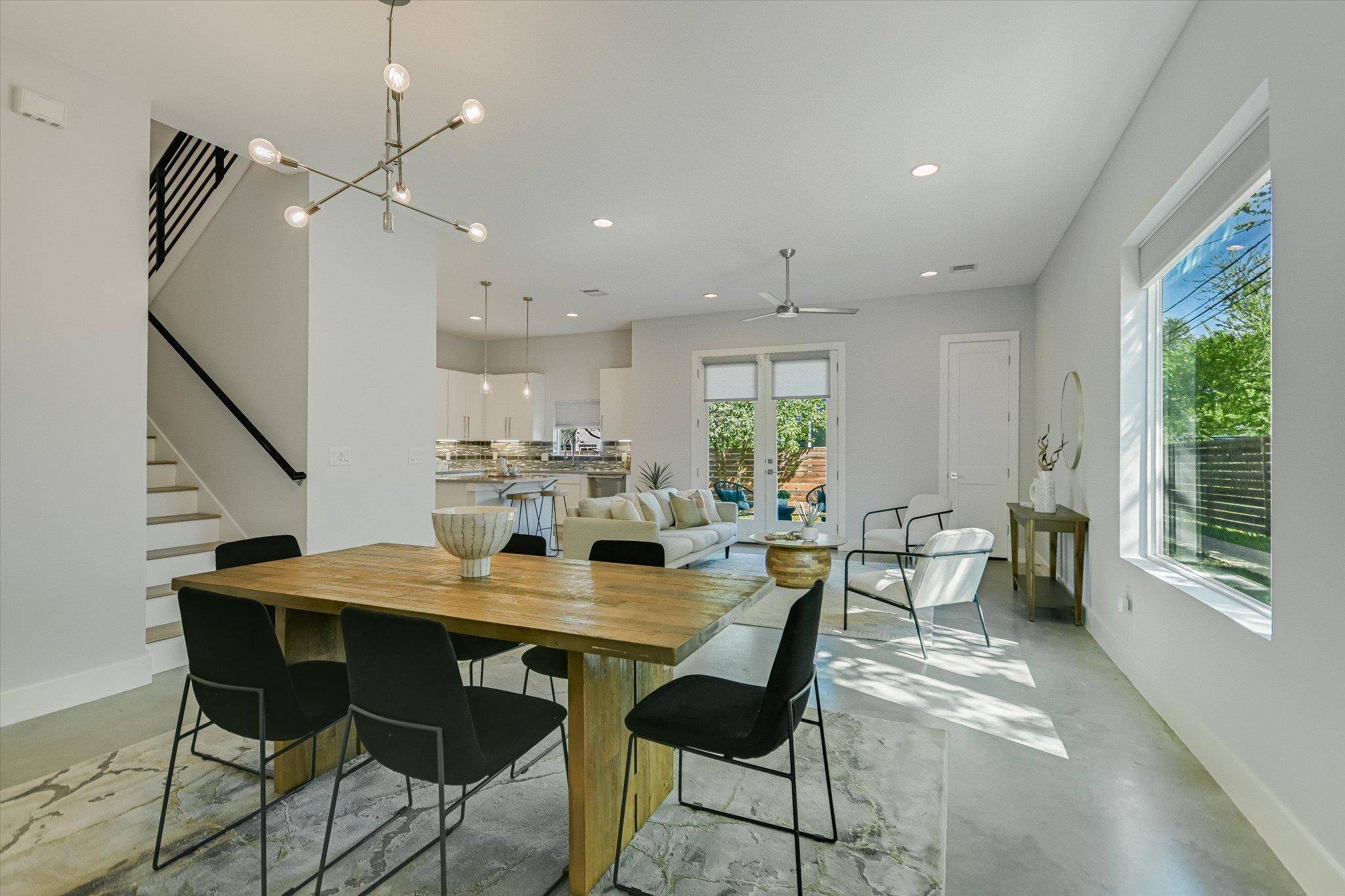 1131 Mason Ave #A, Austin, TX 78721