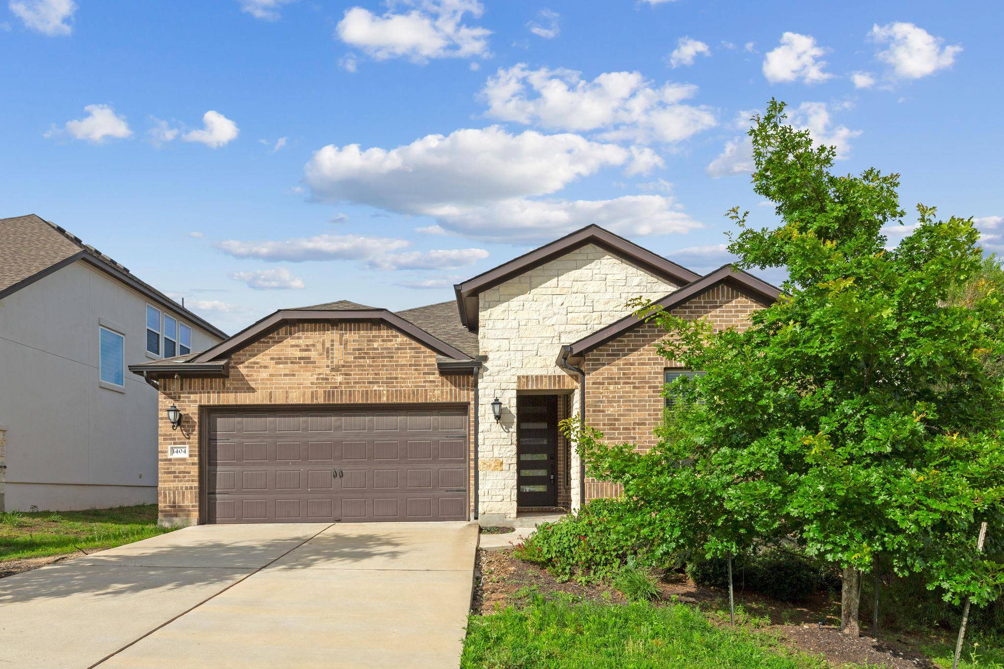 1404 Castalo LN, Leander, TX 78641
