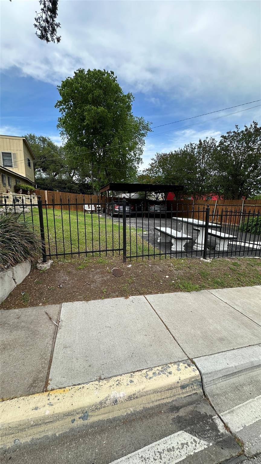 3116 E 12th ST, Austin, TX 78702