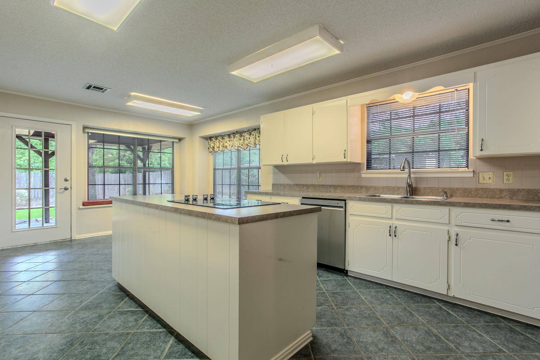 3502 Elm DR, Temple, TX 76502