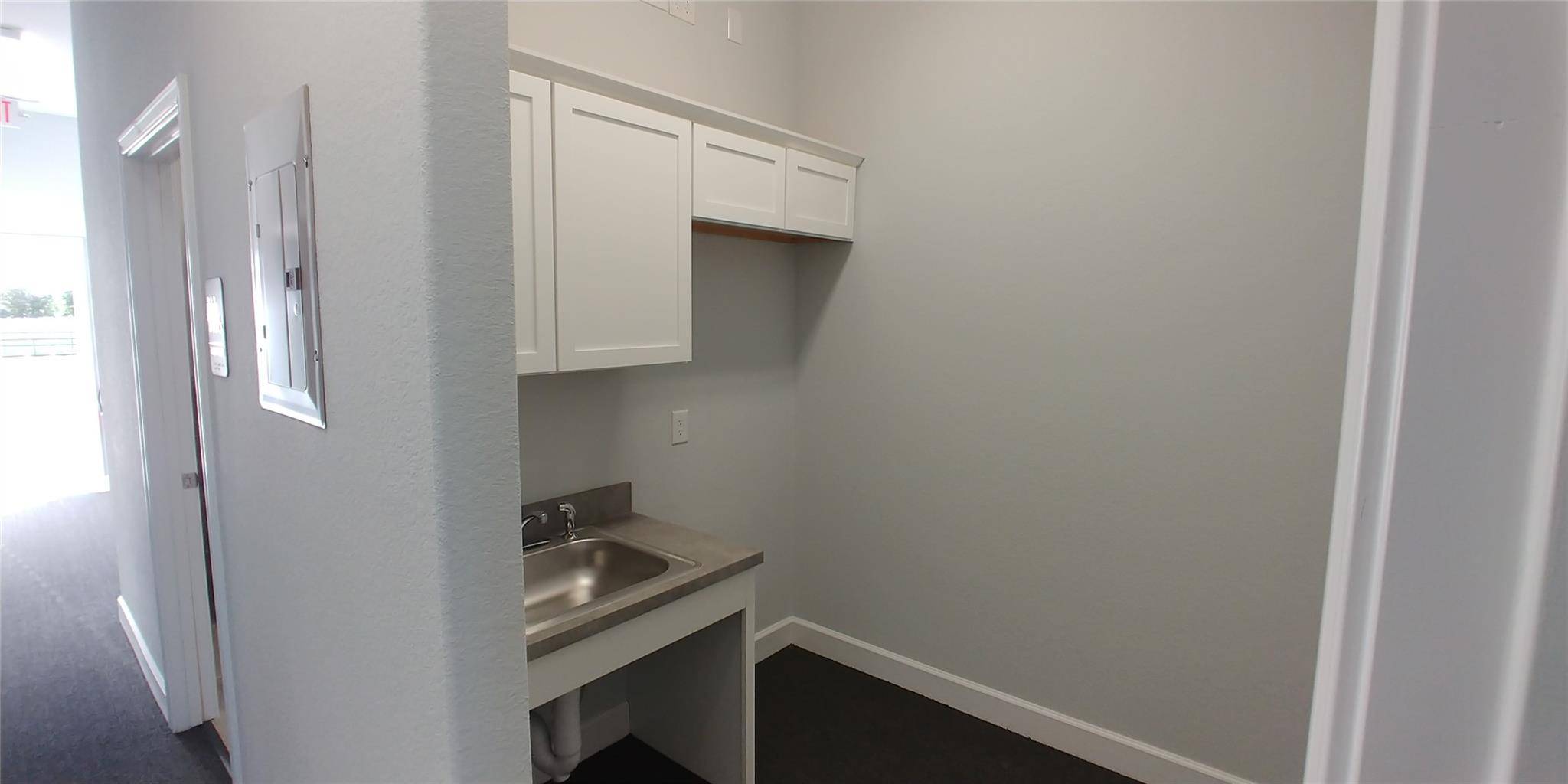 660 S Bagdad RD #420, Leander, TX 78641