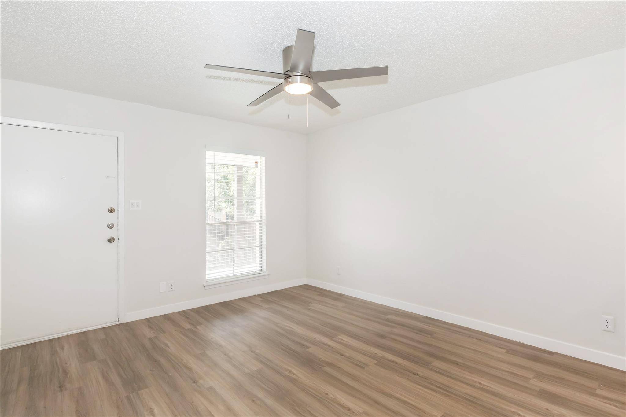 6008 N Lamar BLVD #111, Austin, TX 78752