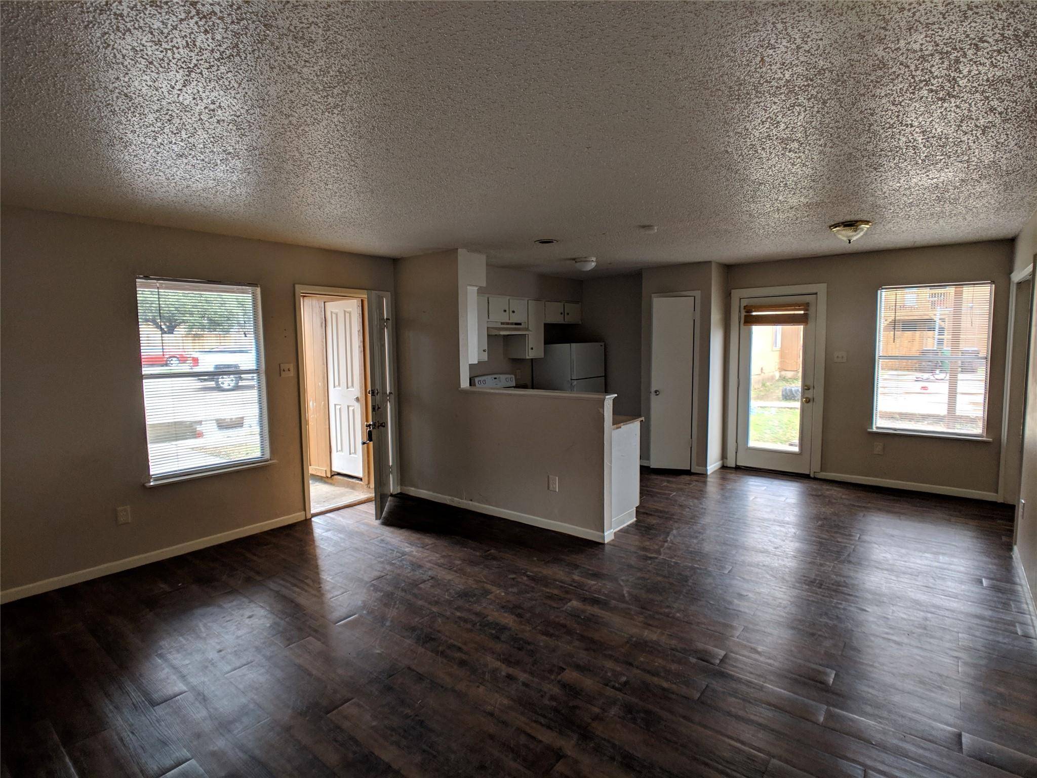 1603 Onion Creek Village DR #B, Round Rock, TX 78664