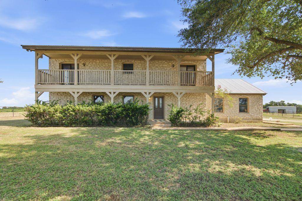 1454 Red Town RD, Elgin, TX 78621