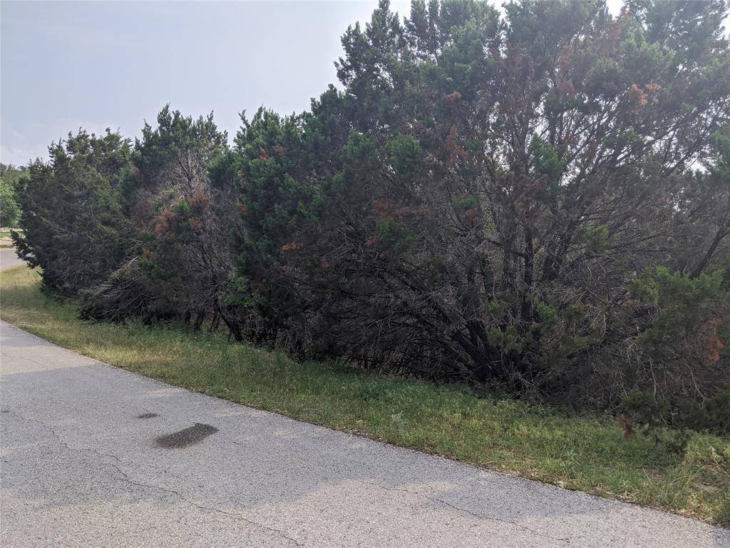 129 Clubhouse DR, Lakeway, TX 78734
