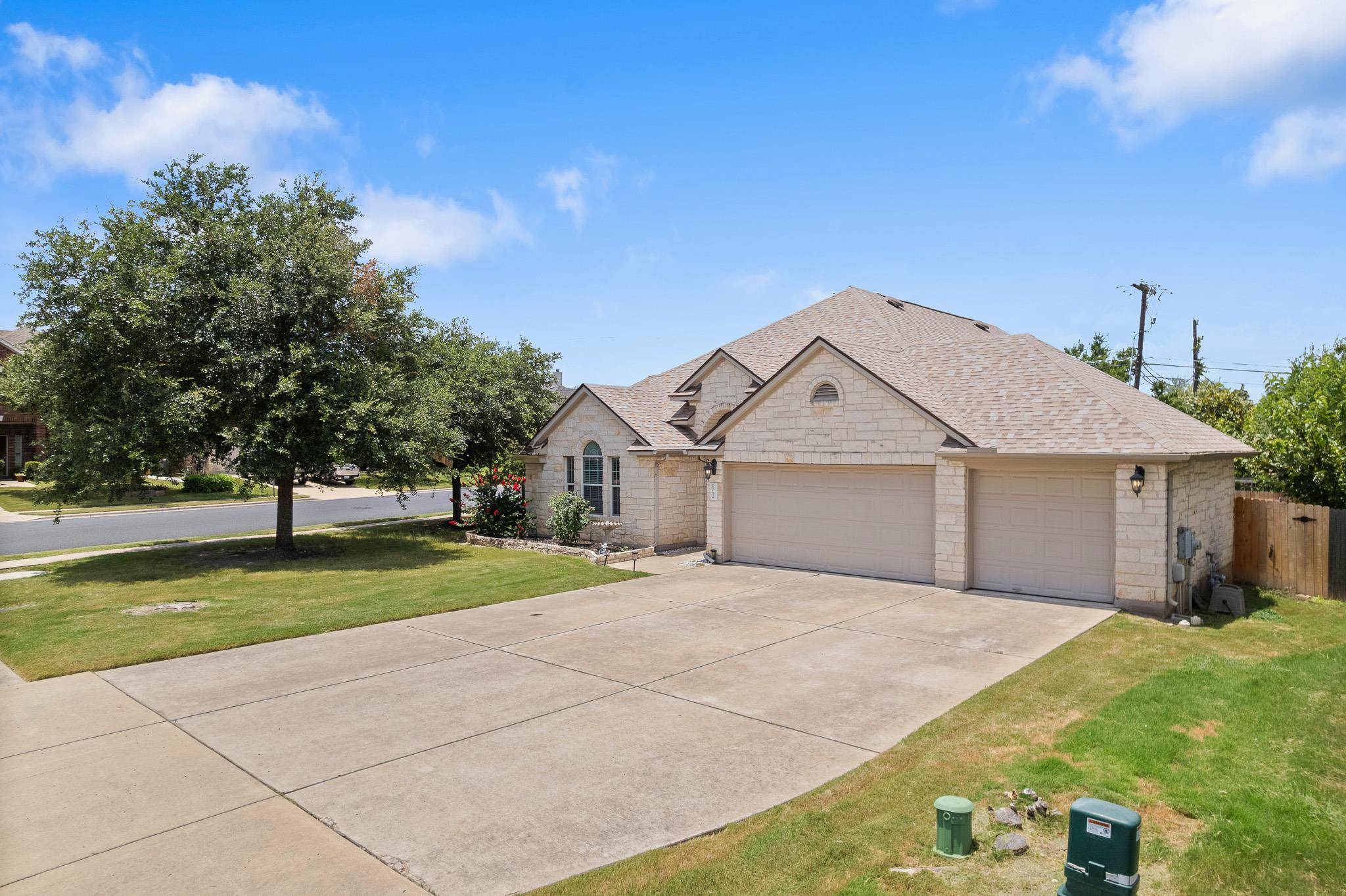 101 Payne Stewart DR, Round Rock, TX 78664