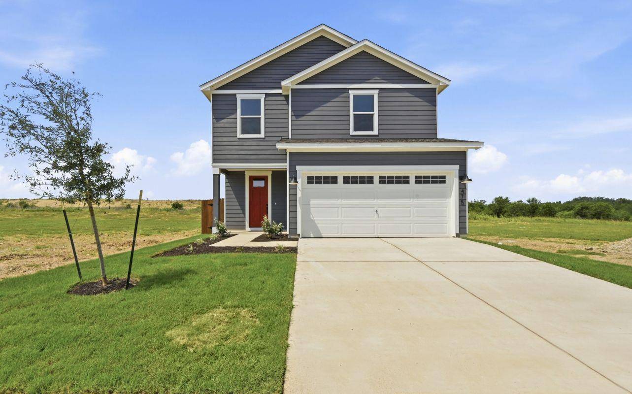475 Ebbsfleet DR, Uhland, TX 78640