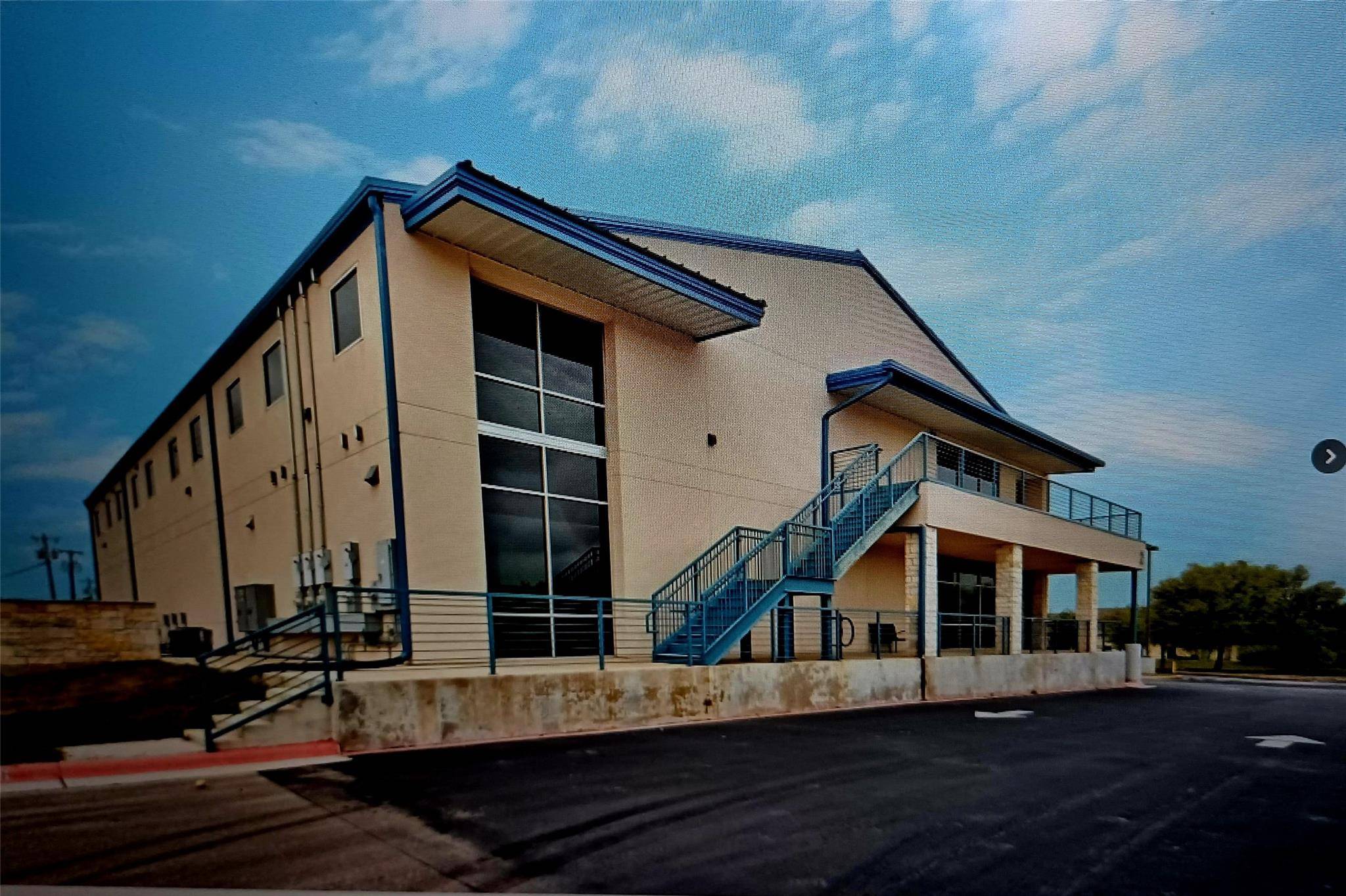 2050 Double Creek Drive #120, 130, Round Rock, TX 78664
