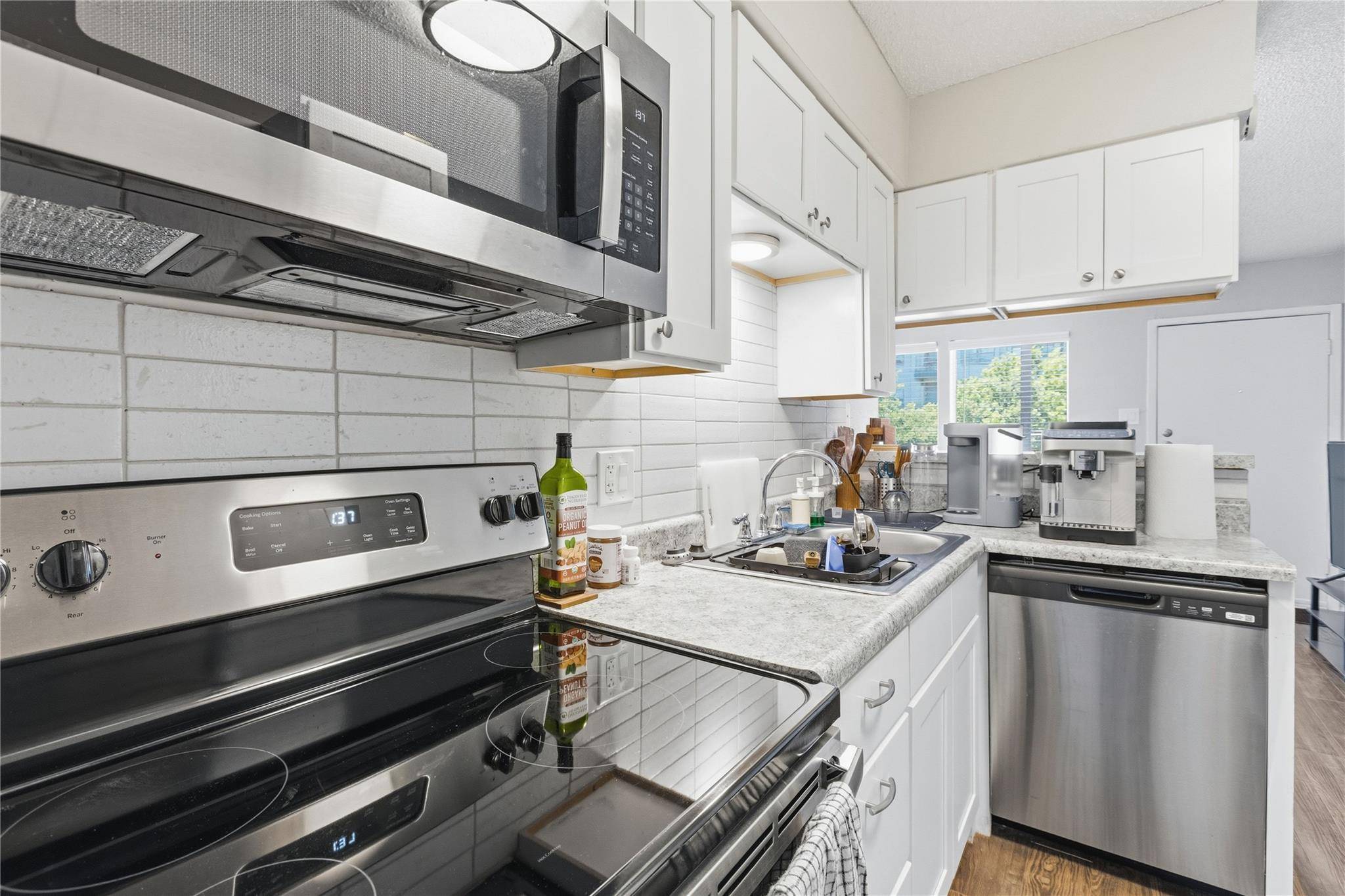 2801 Hemphill PARK #A303, Austin, TX 78705