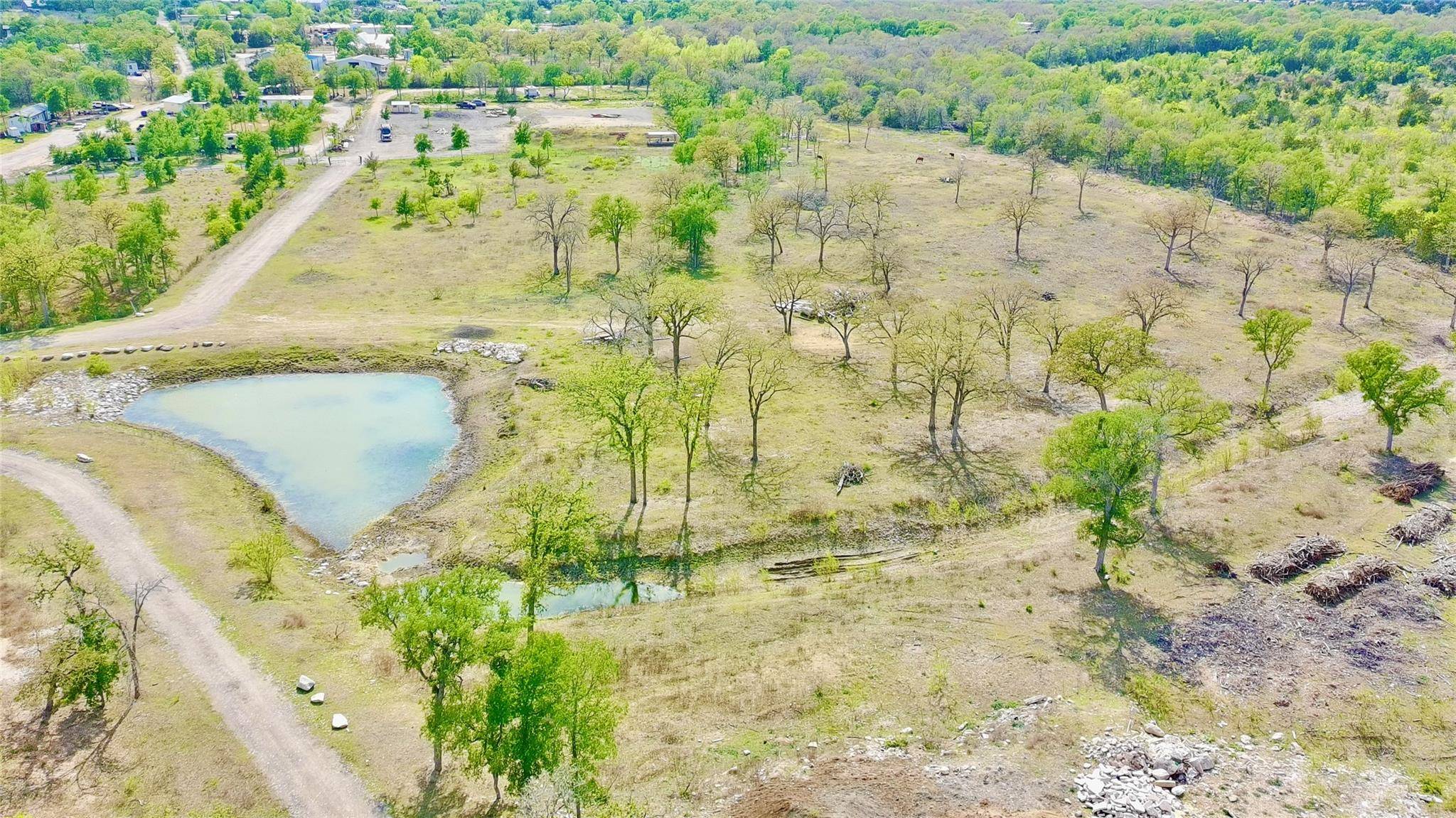 9024 Lockwood Springs RD, Manor, TX 78653