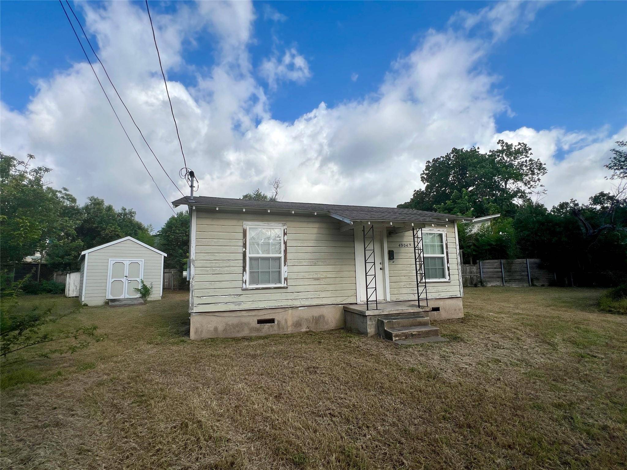 4904 Lynndale DR, Austin, TX 78756
