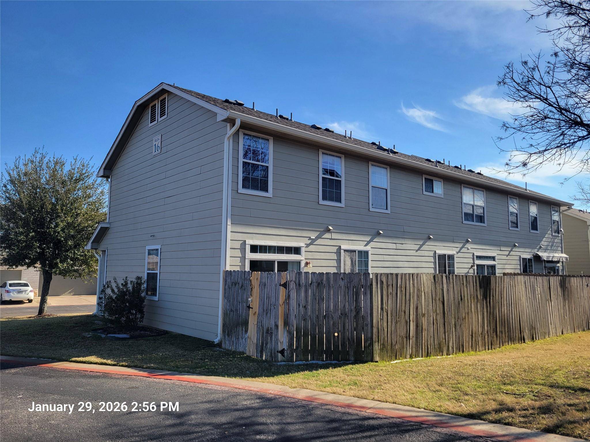 2632 Century Park BLVD #60, Austin, TX 78727