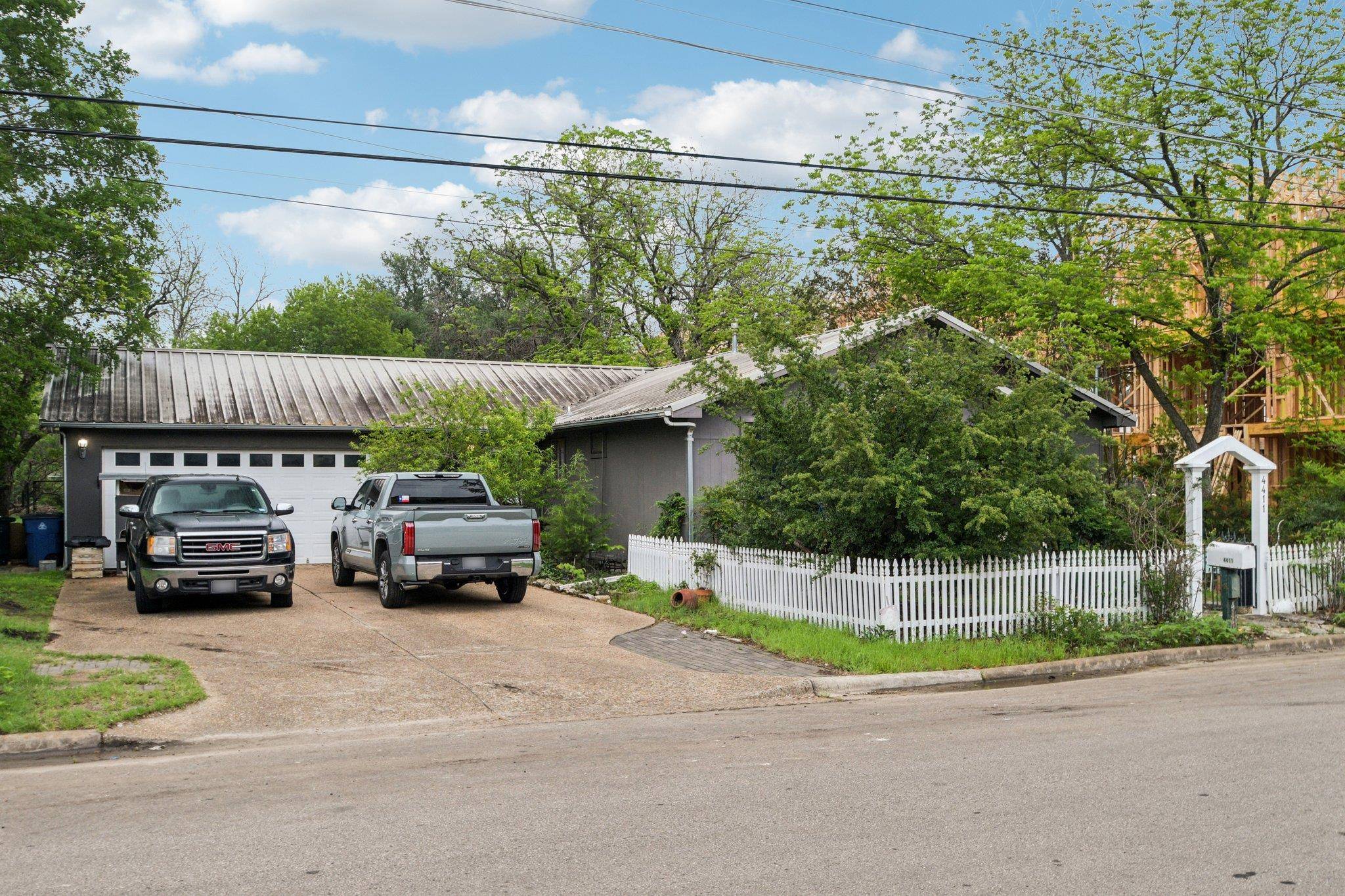 4411 Banister LN, Austin, TX 78745